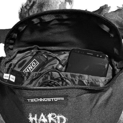 Offene Scratched Hardtekk Bauchtasche mit Inhalt